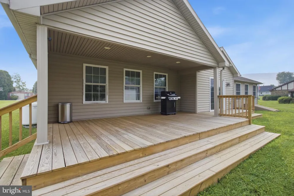 2816 BALD EAGLE PIKE Tyrone, PA 16686
