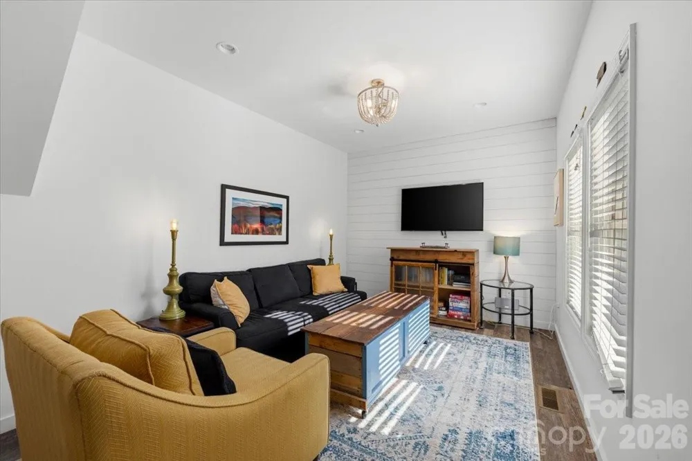 109 Portmanvilla Road Black Mountain, NC 28711