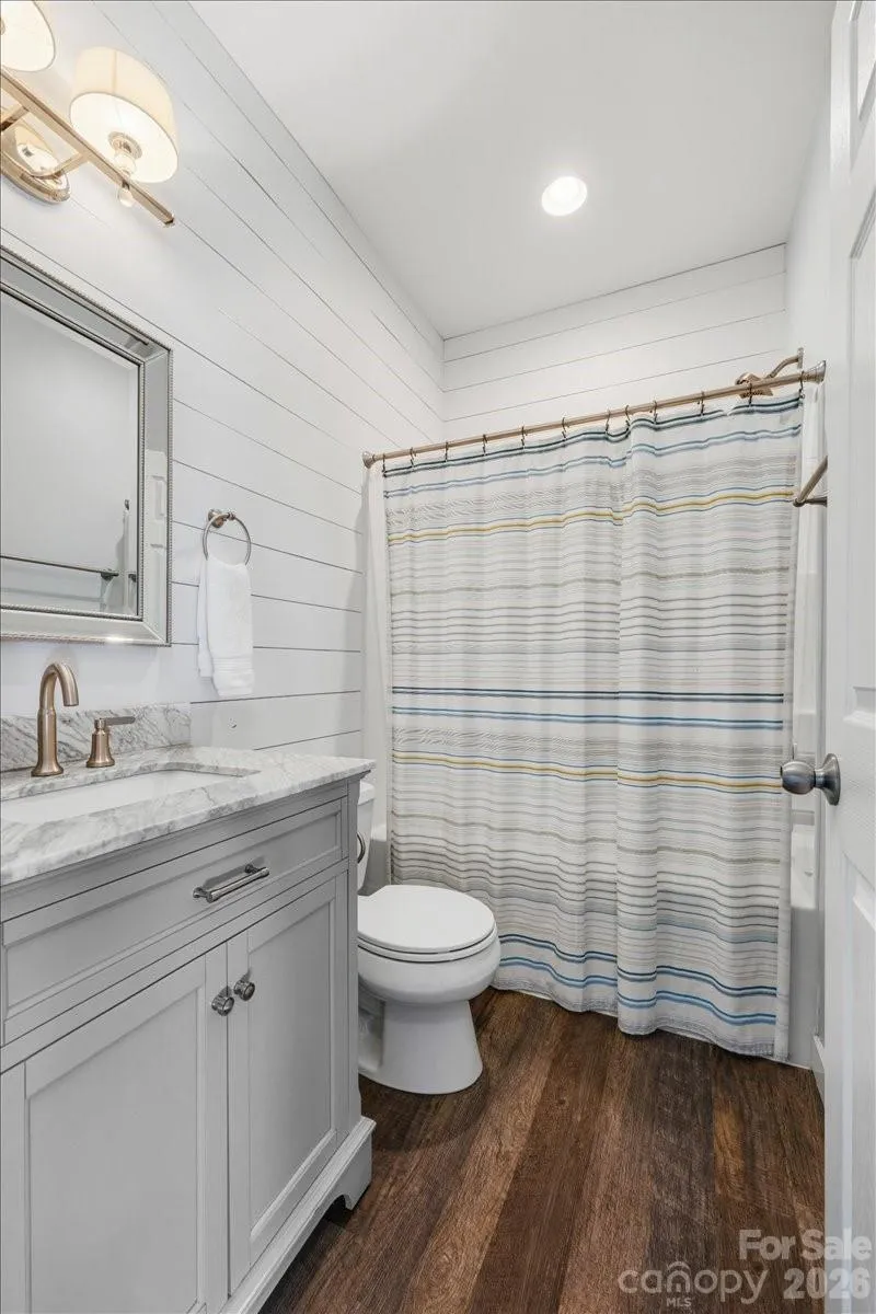 109 Portmanvilla Road Black Mountain, NC 28711