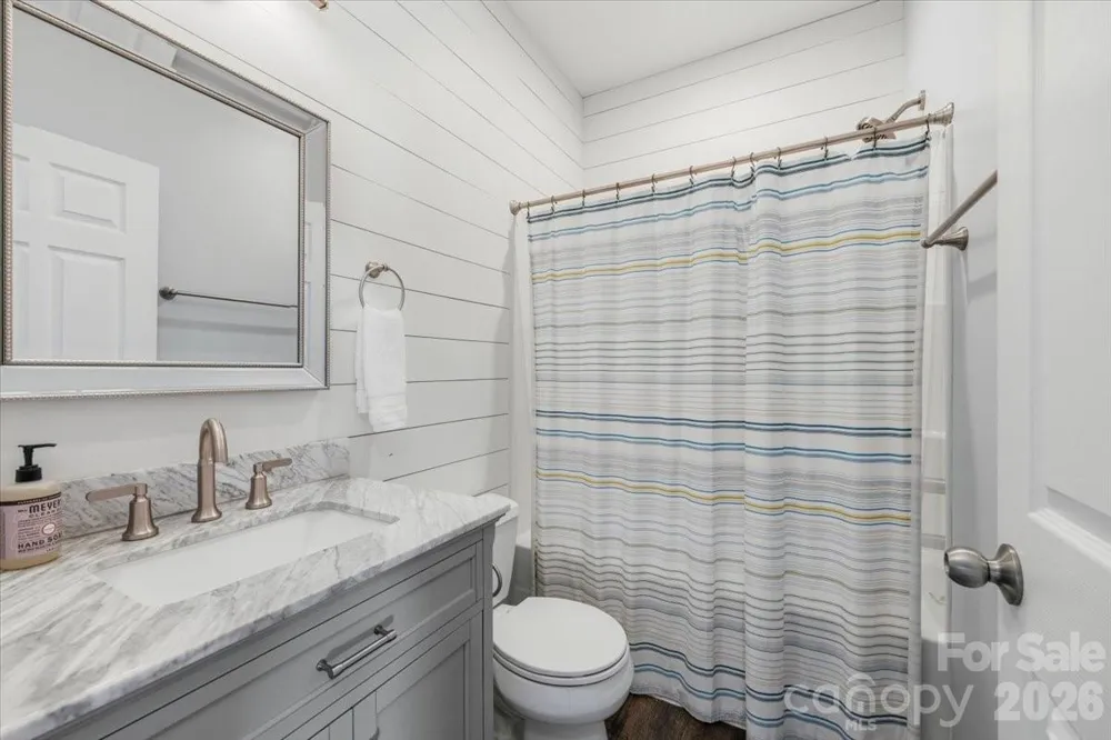 109 Portmanvilla Road Black Mountain, NC 28711