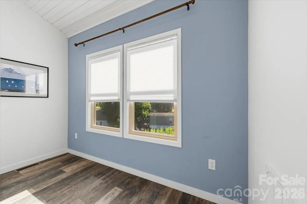 109 Portmanvilla Road Black Mountain, NC 28711