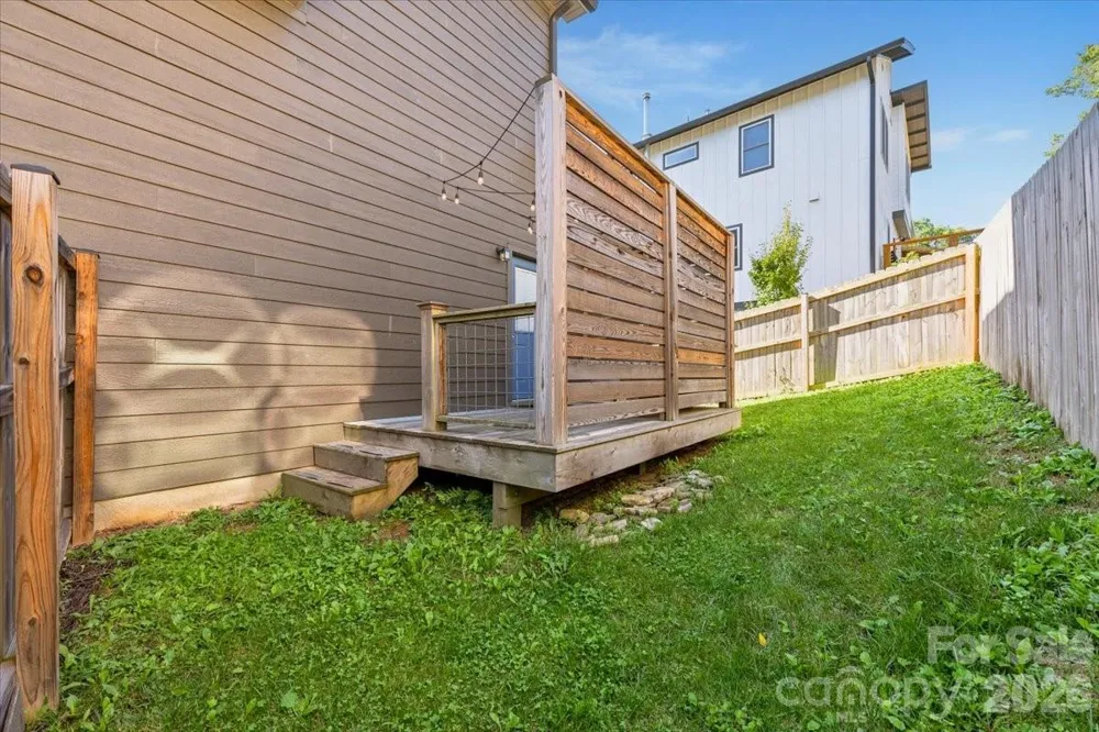 109 Portmanvilla Road Black Mountain, NC 28711
