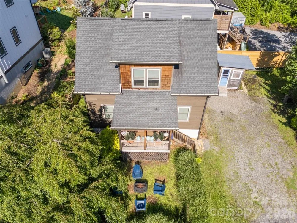 109 Portmanvilla Road Black Mountain, NC 28711