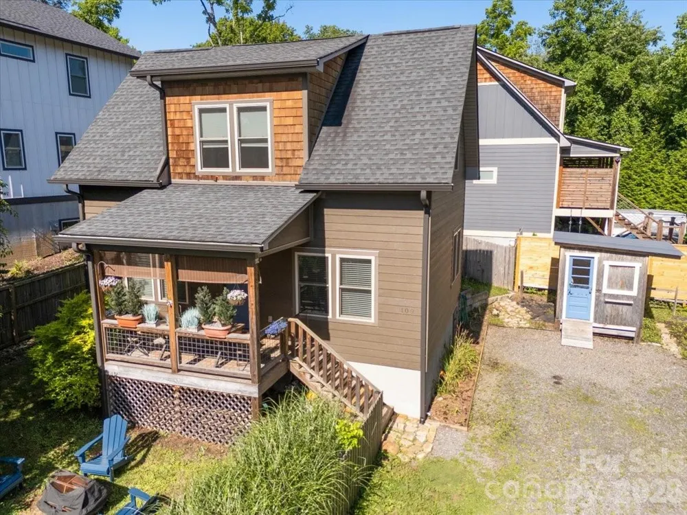 109 Portmanvilla Road Black Mountain, NC 28711