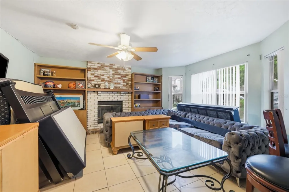 6923 COLONY OAKS LANE Orlando, FL 32818