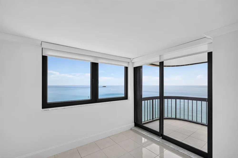 5380 OCEAN DRIVE #19F Singer Island, FL 33404