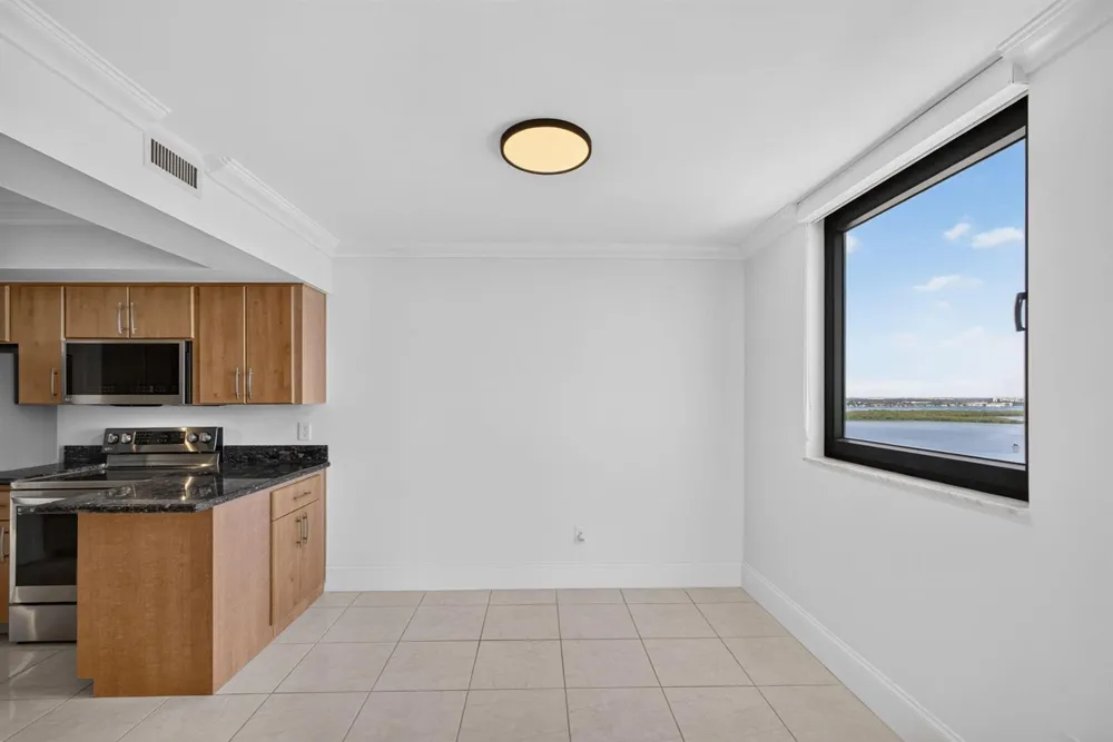 5380 OCEAN DRIVE #19F Singer Island, FL 33404