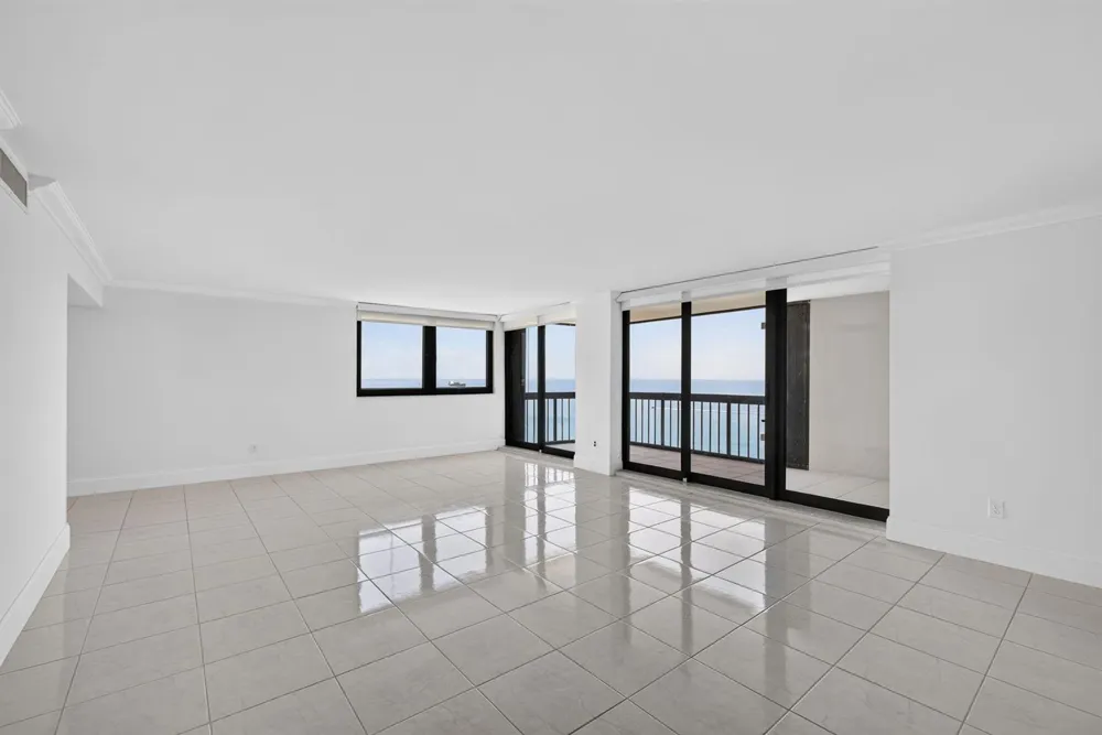 5380 OCEAN DRIVE #19F Singer Island, FL 33404