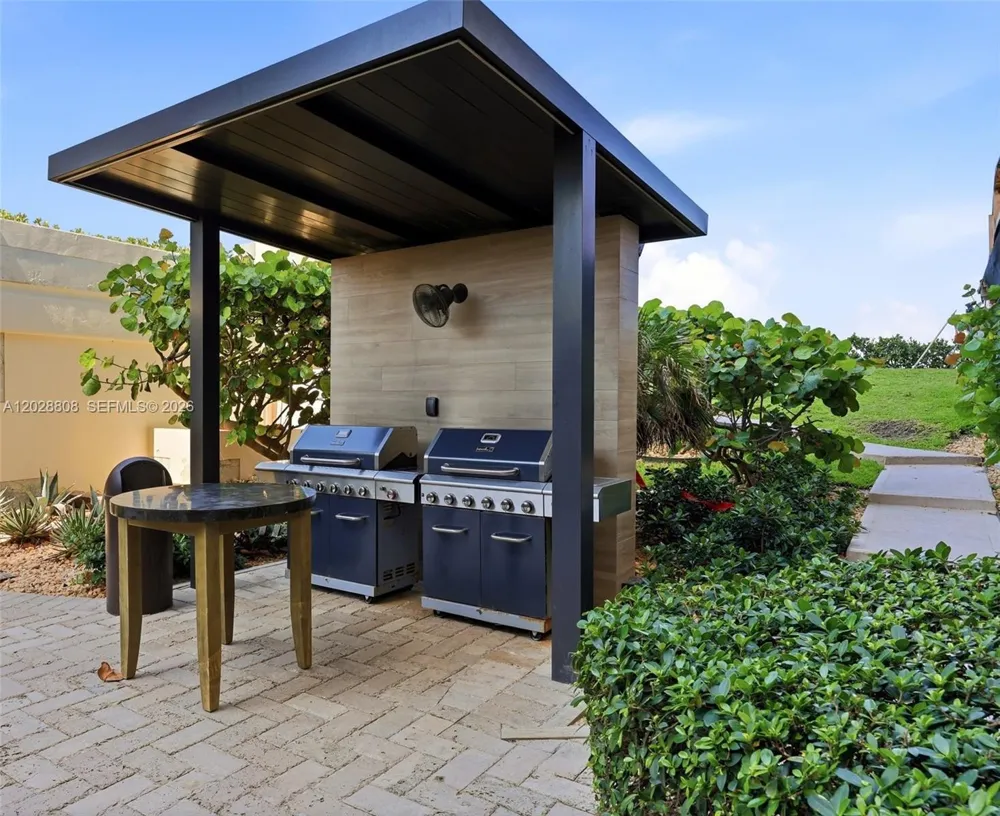 5380 OCEAN DRIVE #19F Singer Island, FL 33404