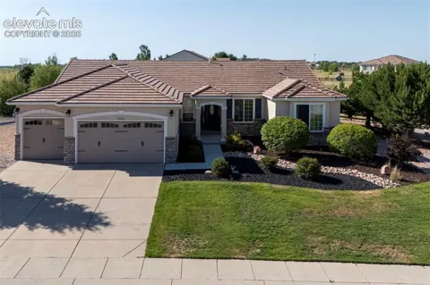 11101 Birch Hollow Way
