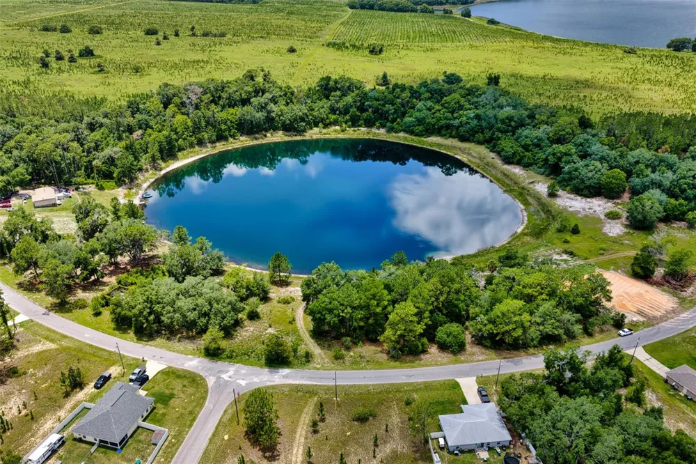 MALAUKA LOOP Ocklawaha, FL 32179