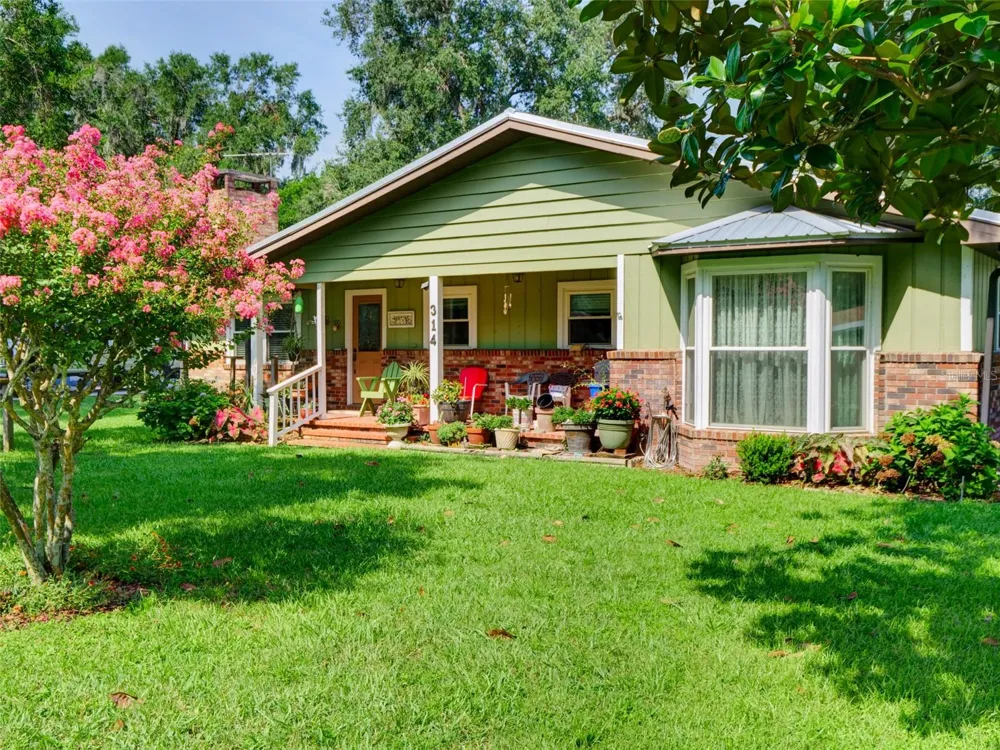 314 YORK STREET Bushnell, FL 33513