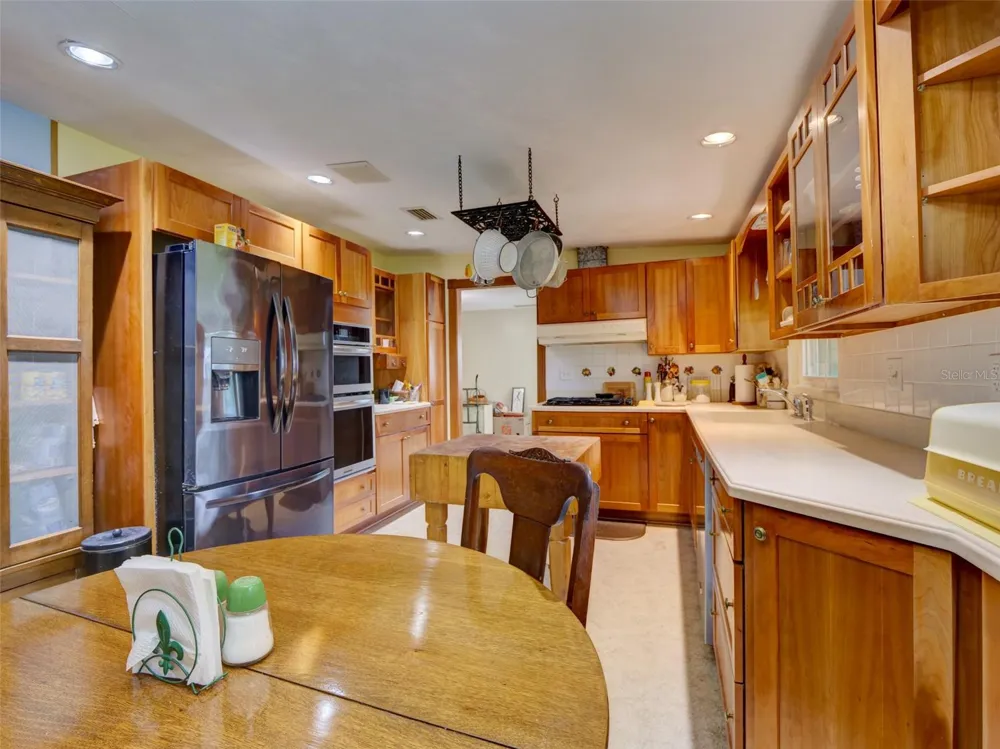 314 YORK STREET Bushnell, FL 33513