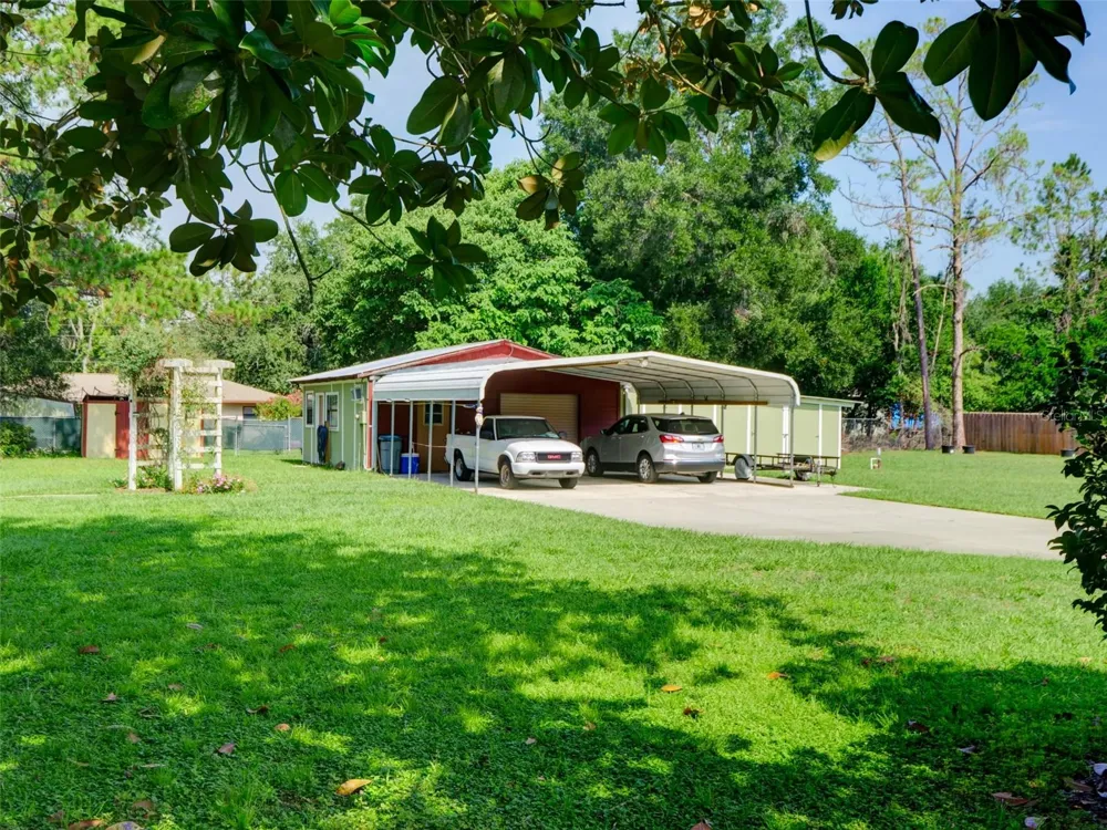 314 YORK STREET Bushnell, FL 33513