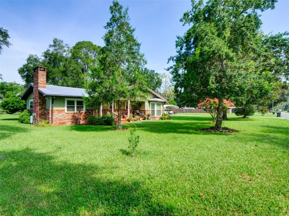 314 YORK STREET Bushnell, FL 33513