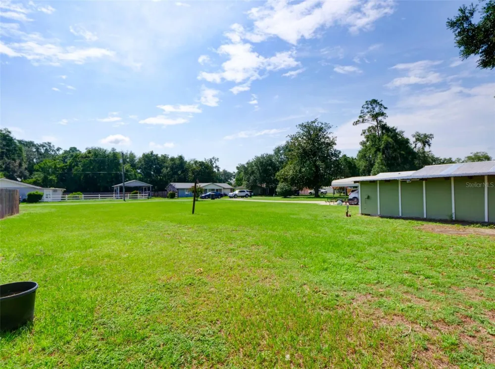 314 YORK STREET Bushnell, FL 33513