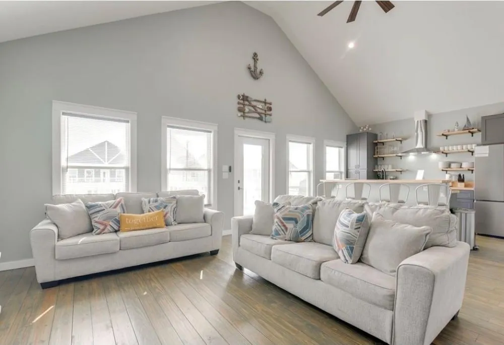 1049 Sunset Circle W Crystal Beach, TX 77650