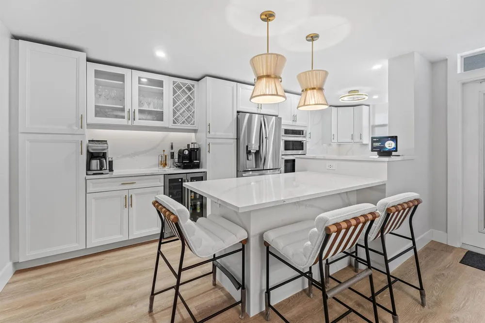 108 Paradise Harbour Boulevard #502 North Palm Beach, FL 33408