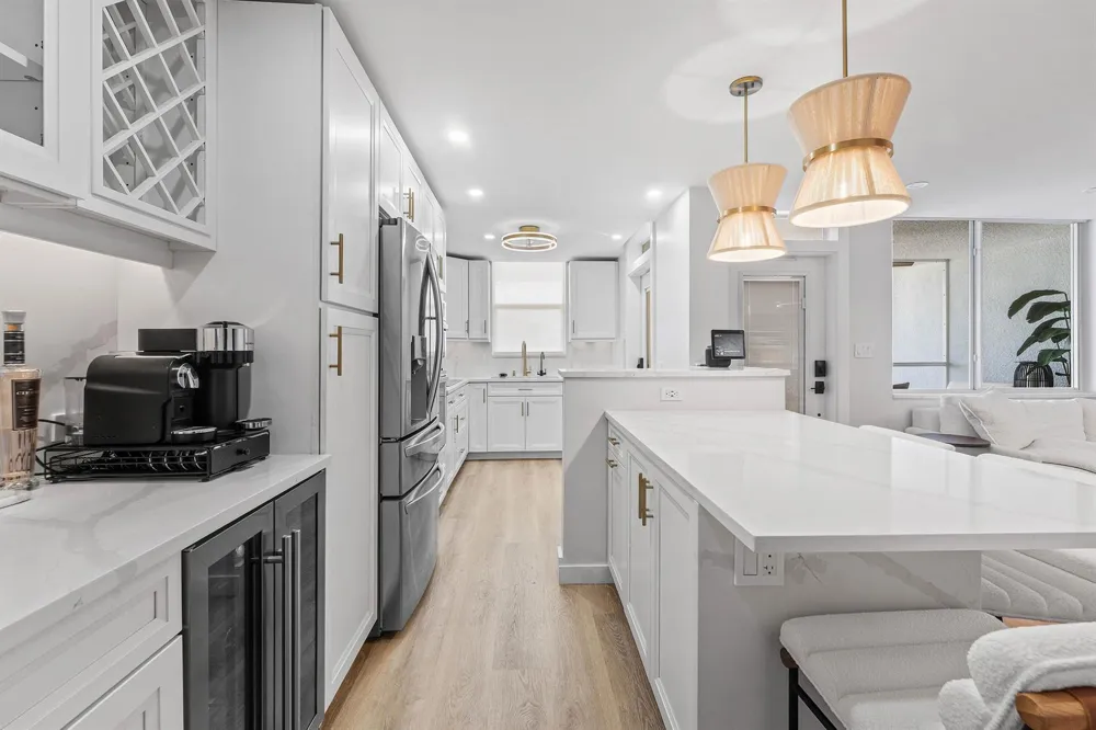 108 Paradise Harbour Boulevard #502 North Palm Beach, FL 33408