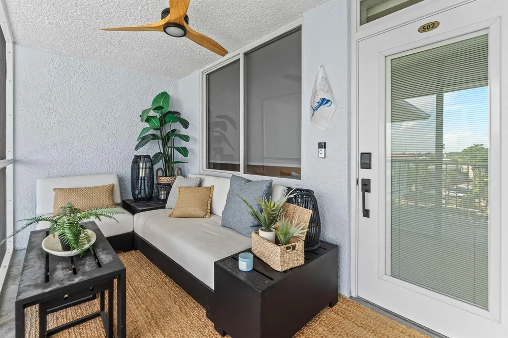108 Paradise Harbour Boulevard #502 North Palm Beach, FL 33408