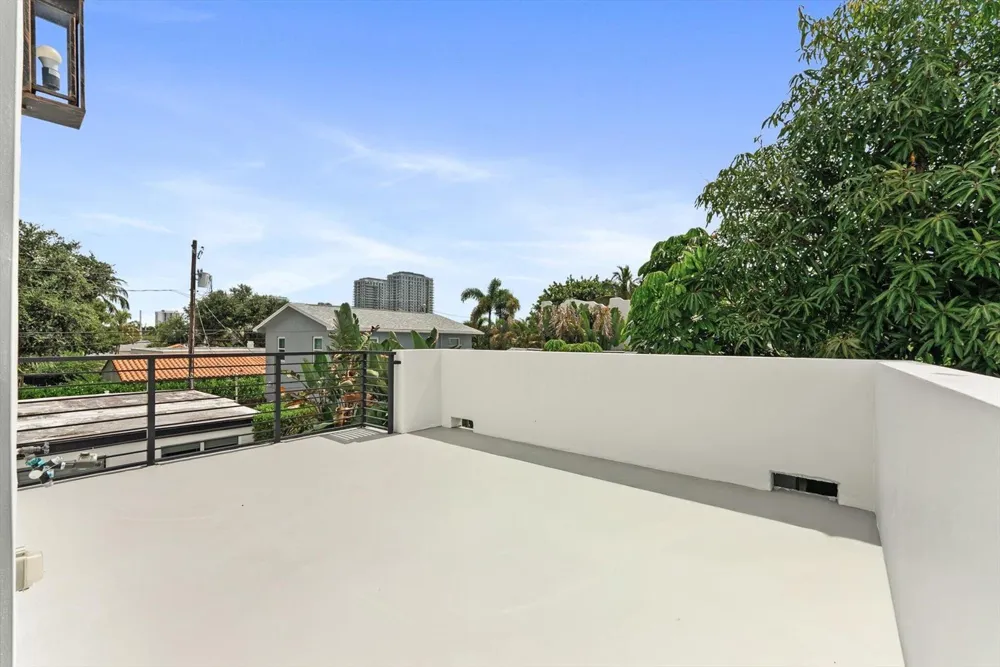 509 38th Street West Palm Beach, FL 33407