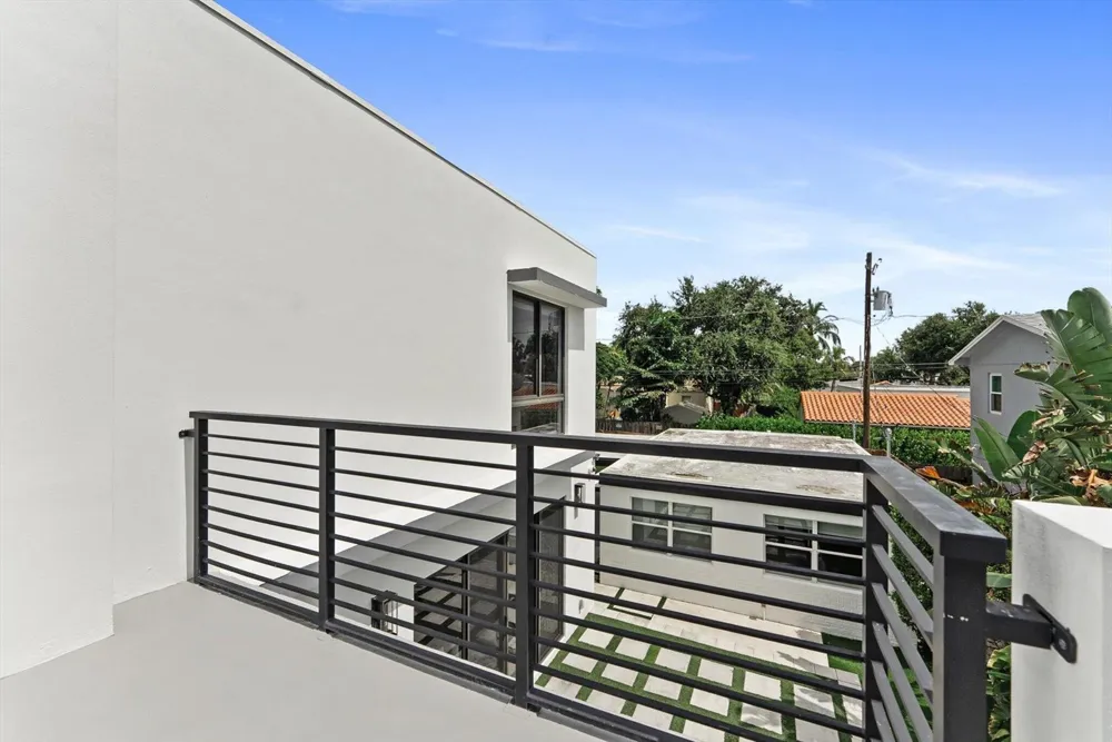 509 38th Street West Palm Beach, FL 33407