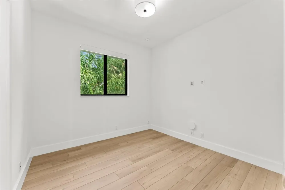 509 38th Street West Palm Beach, FL 33407