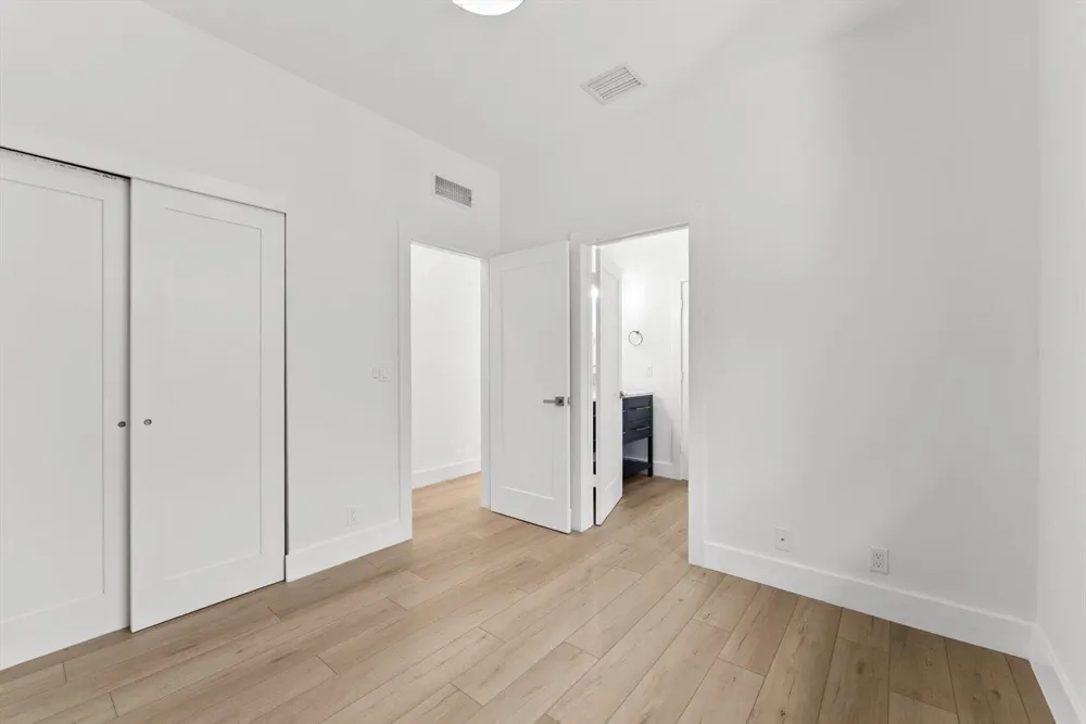 509 38th Street West Palm Beach, FL 33407