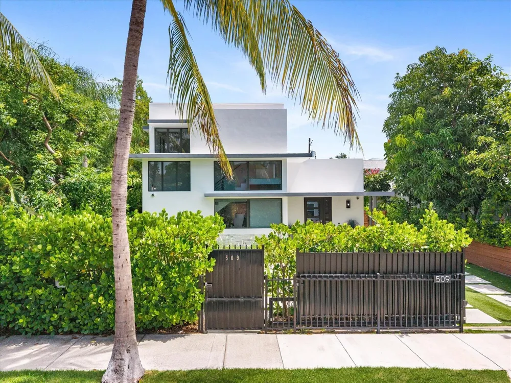 509 38th Street West Palm Beach, FL 33407