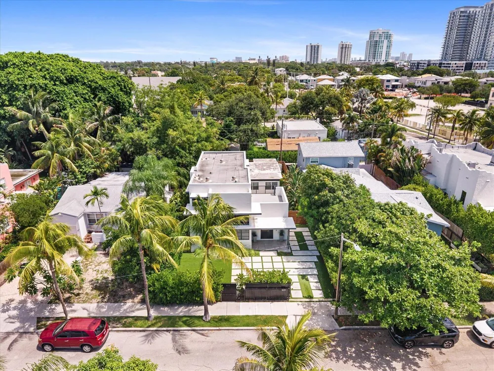 509 38th Street West Palm Beach, FL 33407