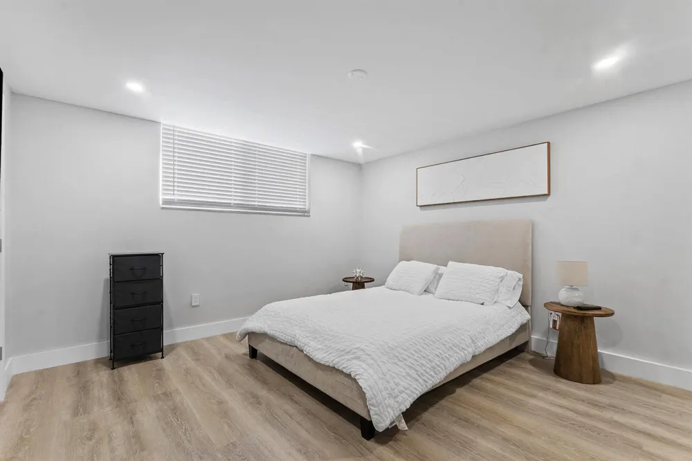 108 Paradise Harbour Boulevard #107 North Palm Beach, FL 33408