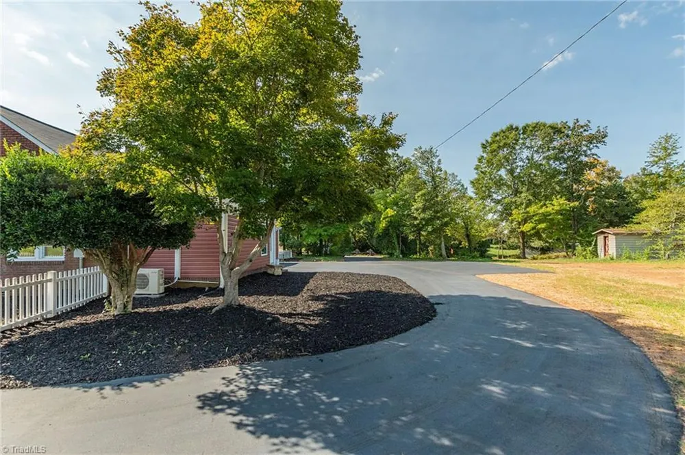1716 US Highway 220 Stokesdale, NC 27357