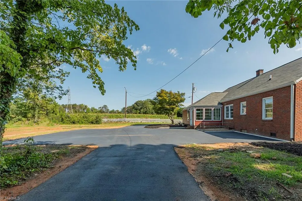 1716 US Highway 220 Stokesdale, NC 27357