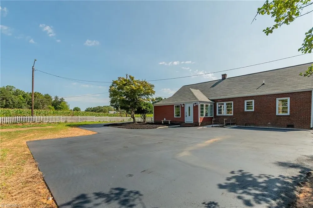 1716 US Highway 220 Stokesdale, NC 27357