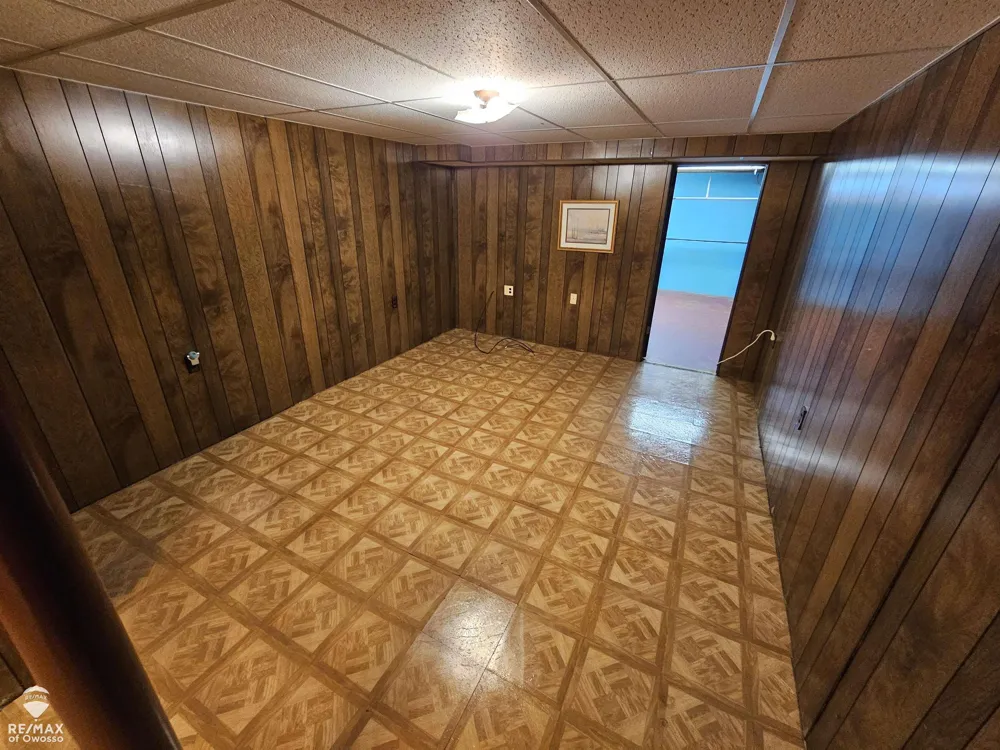 519 Moore Street Owosso City, MI 48867