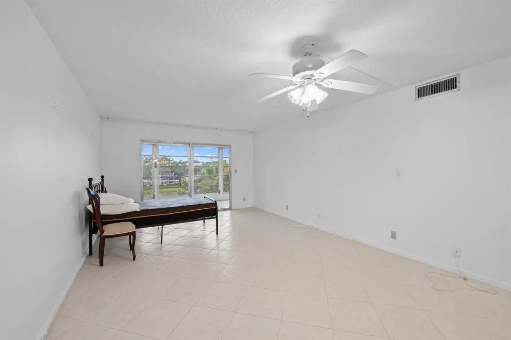 2202 LUCAYA Bend #D4 Coconut Creek, FL 33066