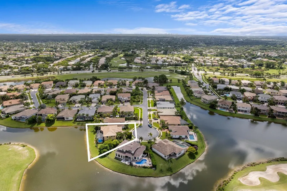 2643 Arbor Lane Royal Palm Beach, FL 33411