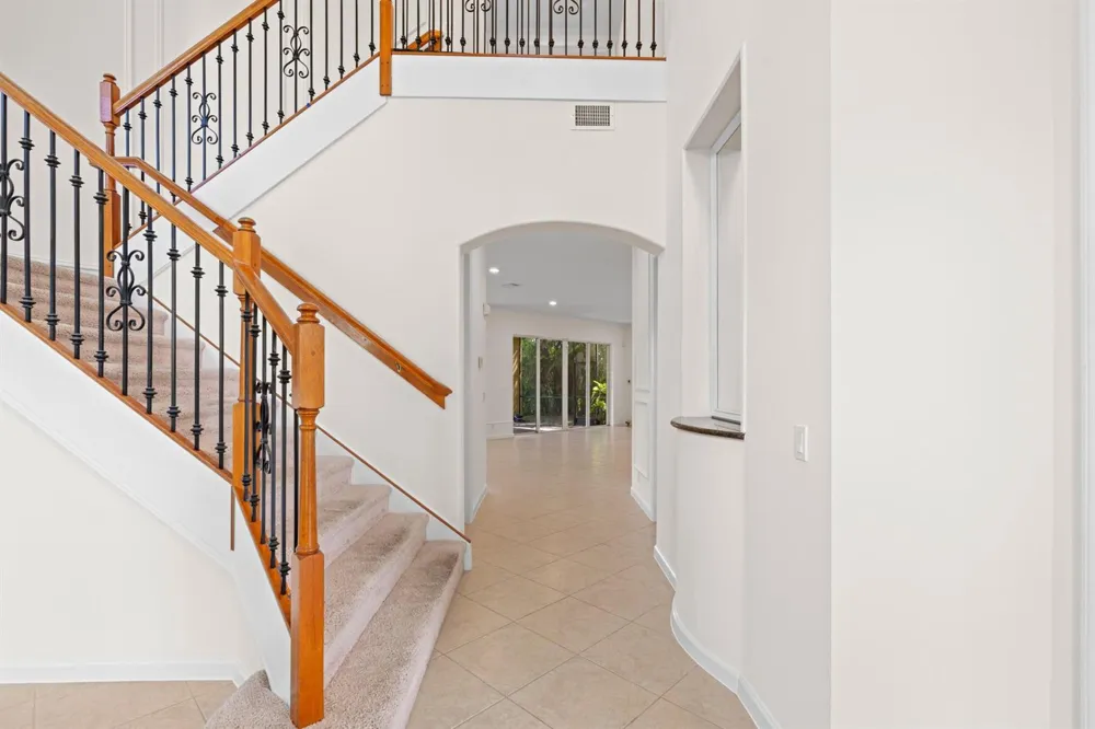 2643 Arbor Lane Royal Palm Beach, FL 33411