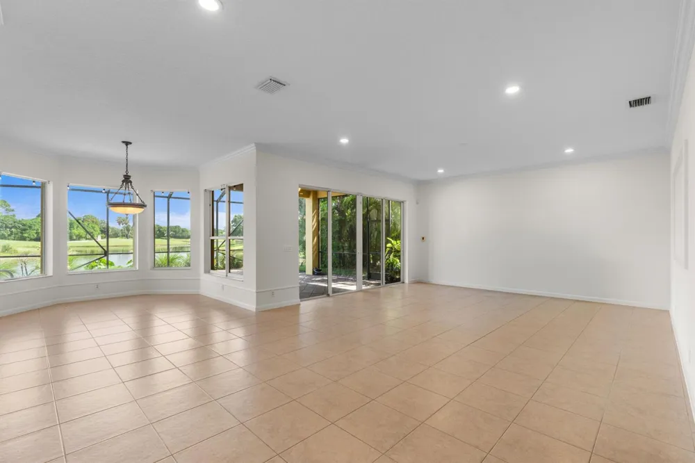 2643 Arbor Lane Royal Palm Beach, FL 33411