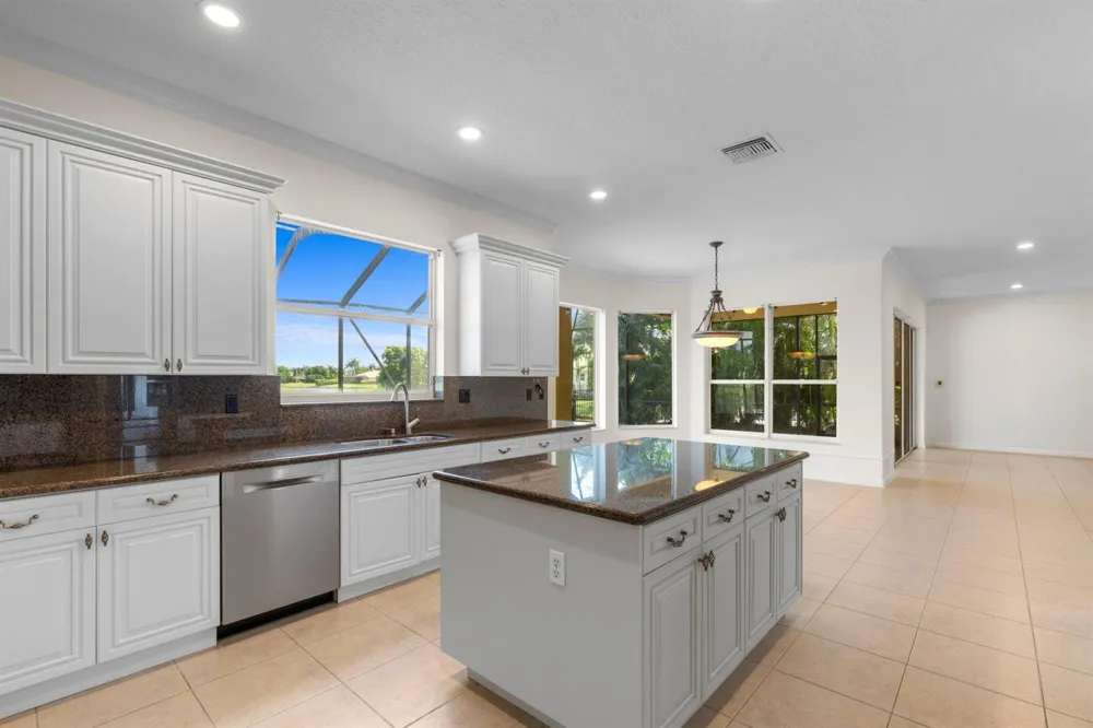 2643 Arbor Lane Royal Palm Beach, FL 33411