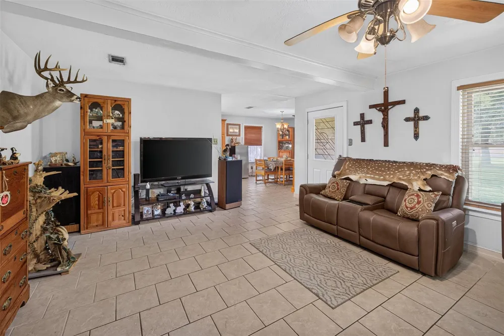 1228 Cook Road Winnie, TX 77665
