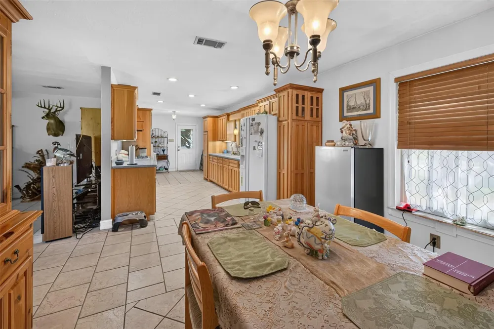 1228 Cook Road Winnie, TX 77665