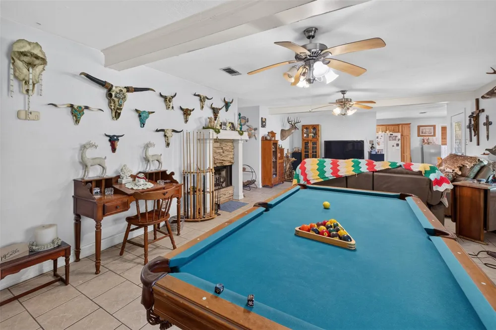 1228 Cook Road Winnie, TX 77665