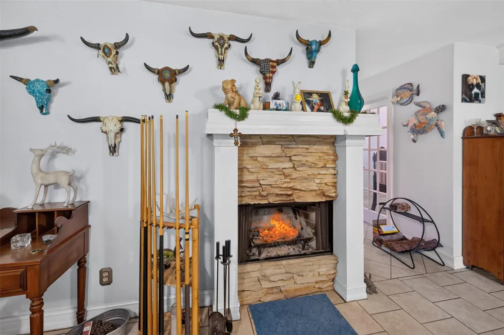 1228 Cook Road Winnie, TX 77665