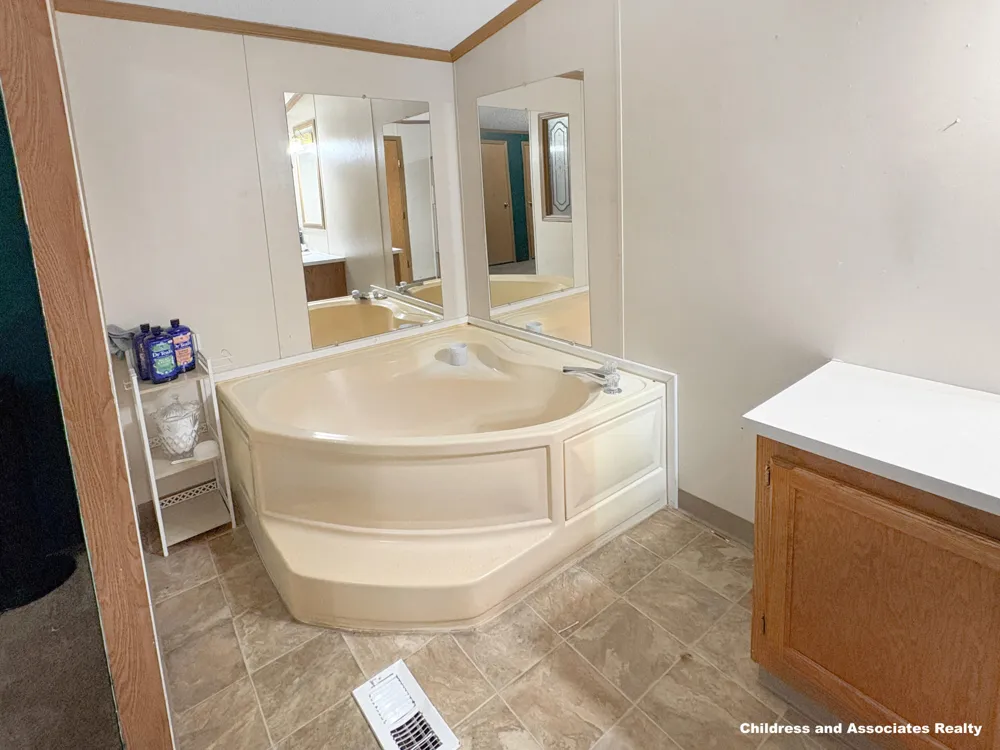 12851 Charles Drive Yankee Springs Township, MI 49348