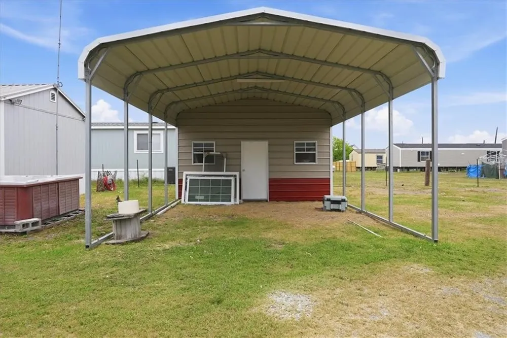 300 Packinghouse Taft, TX 78390