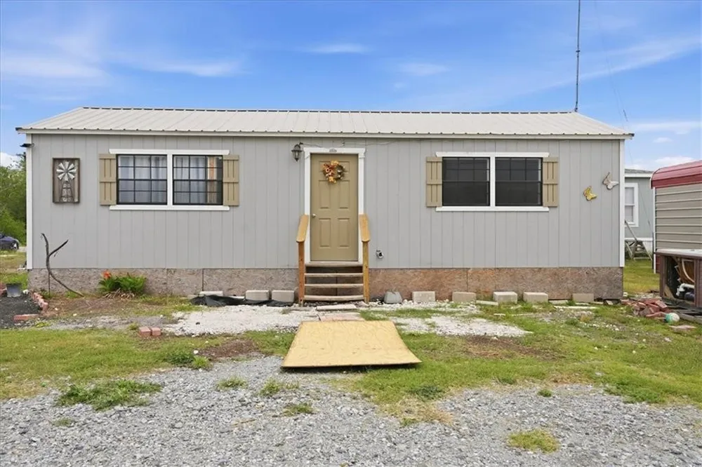 300 Packinghouse Taft, TX 78390