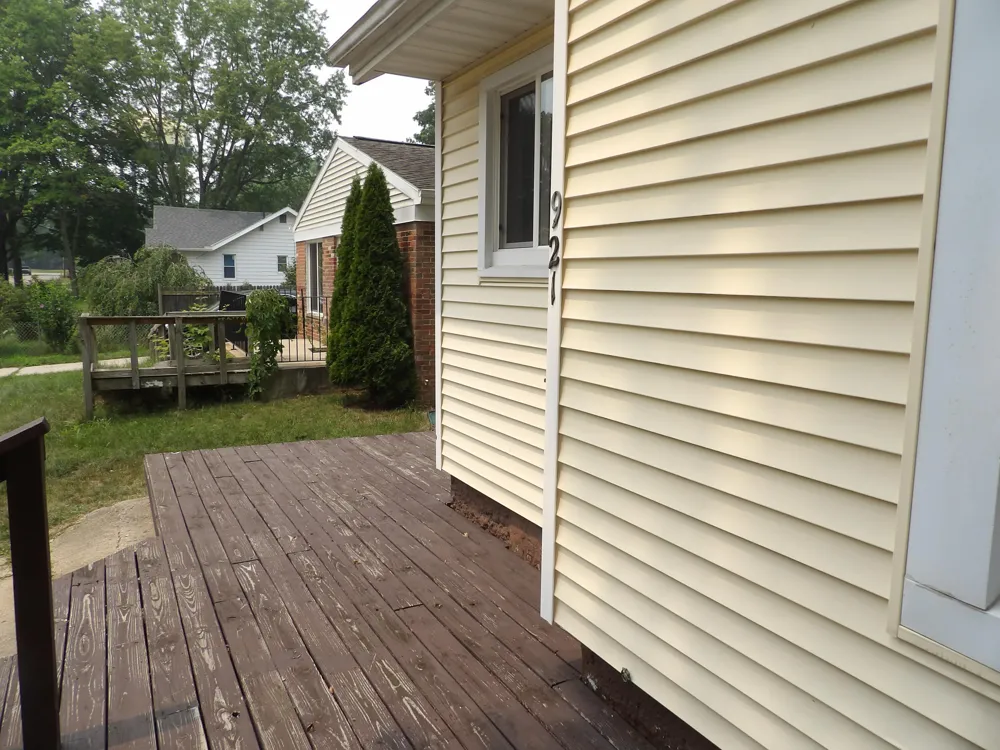 921 Burns Street Niles, MI 49120