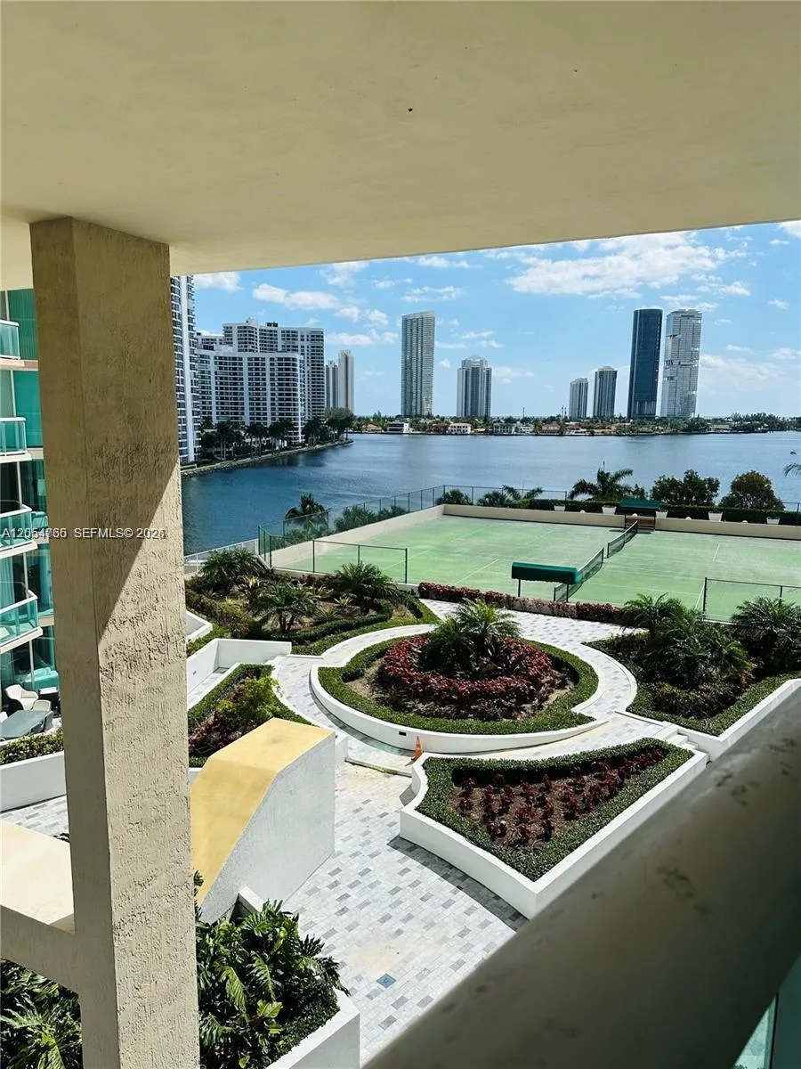 3370 NE 190TH ST #706 Aventura, FL 33180