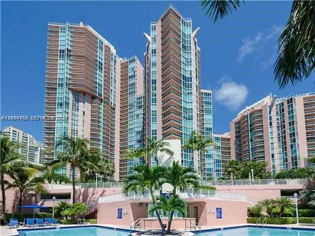 3370 NE 190TH ST #706 Aventura, FL 33180